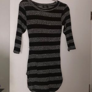 Women’s Small Dress